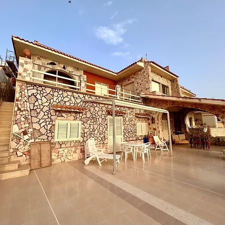 Cumannaturi Apartment