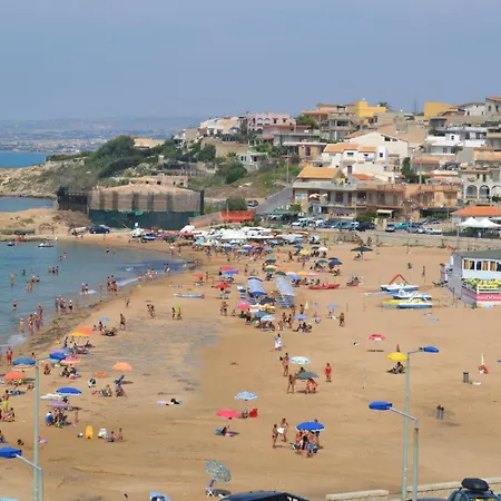 Apartament Cumannaturi Cava dʼAliga