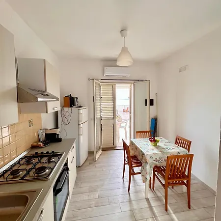 Cumannaturi Apartment *
